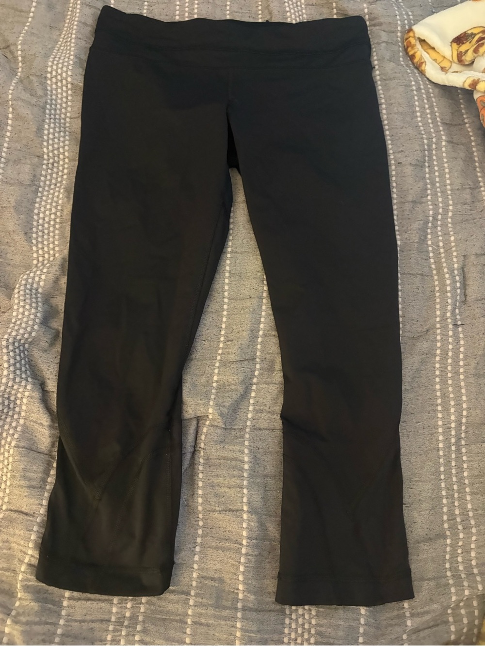 lululemon athletica Black Ankle Cropped Stretch